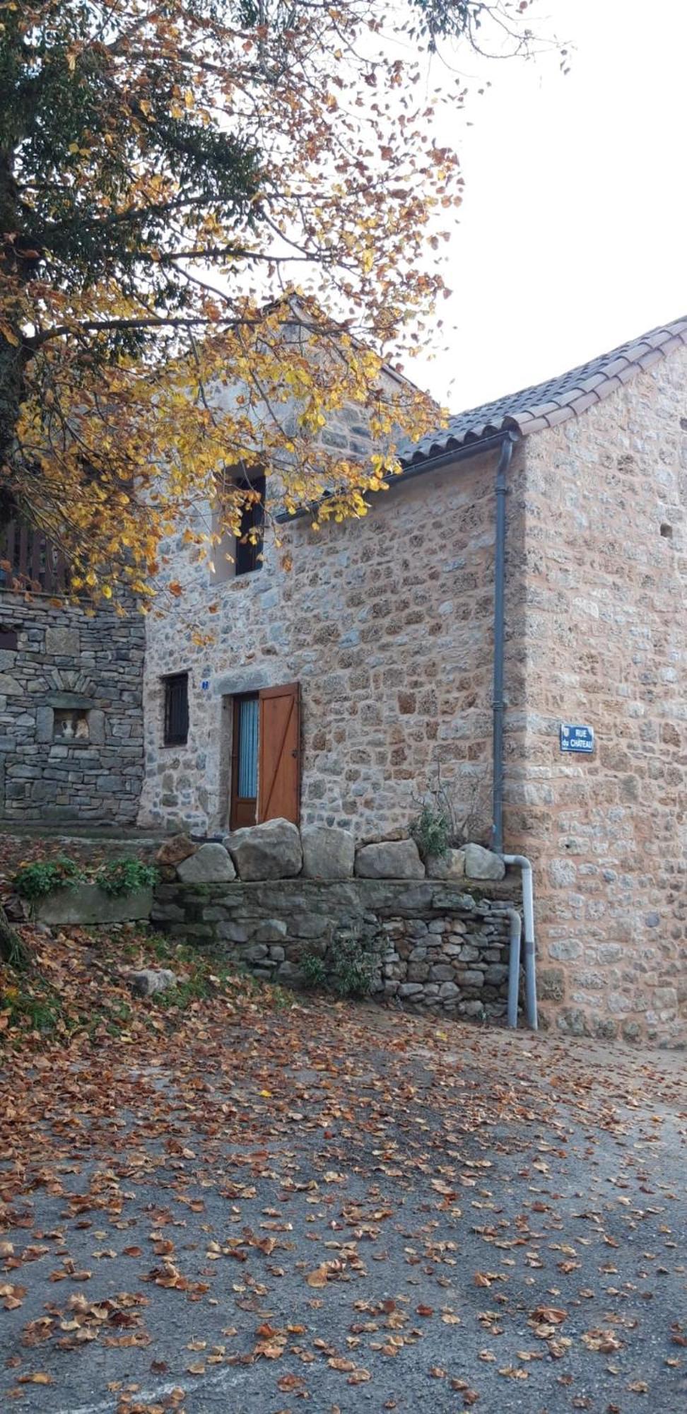Gite Le Jaya Saint-Georges-de-Luzençon Exterior photo